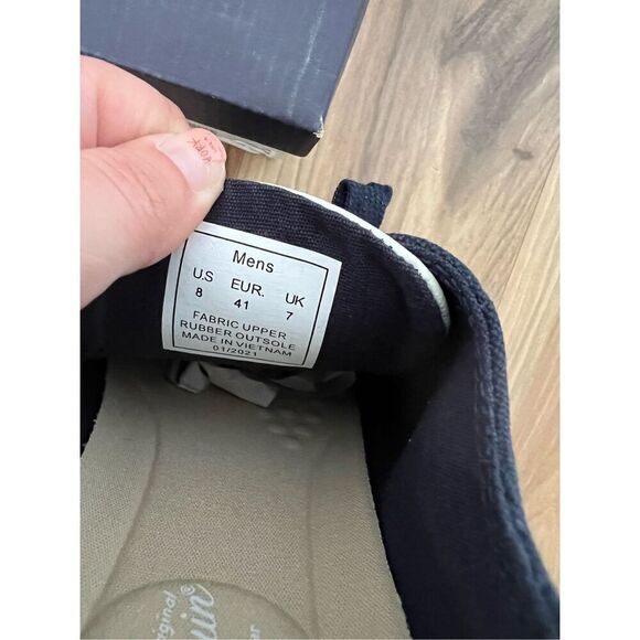 Original Penguin NWT Men's Petey Stripe Lace Up Sneaker Navy sz 8 - Picture 4 of 9